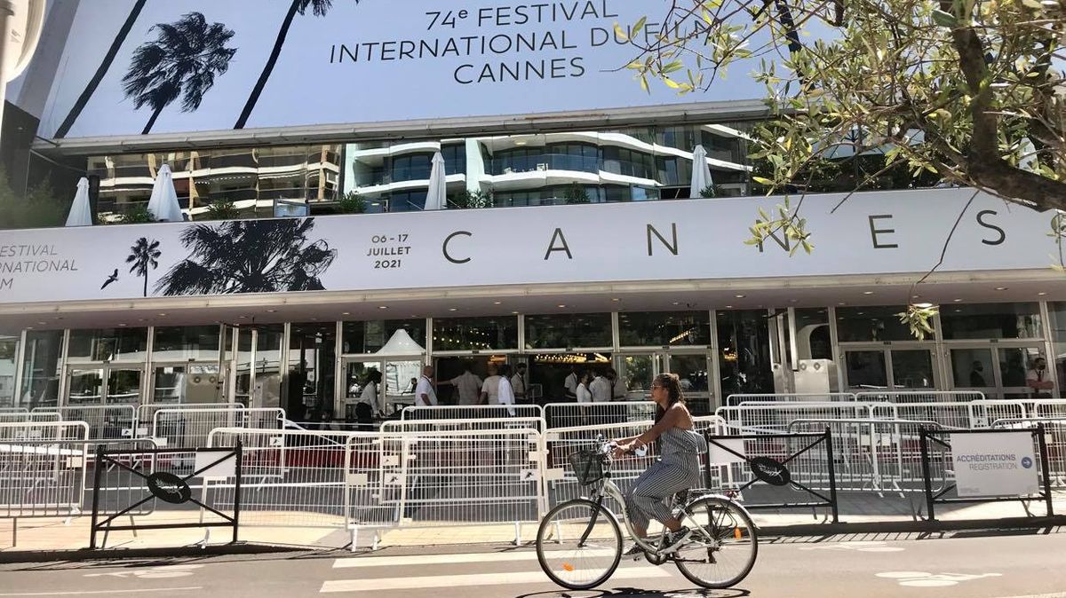 Znamení návratu, emocí a velké složitosti, to je letošní festival v Cannes